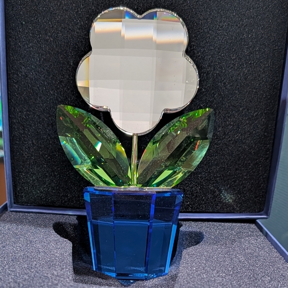 Swarovski Crystal Moments Happy Flower